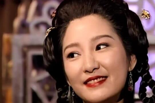 《天龙八部》里马夫人的情人都有谁？